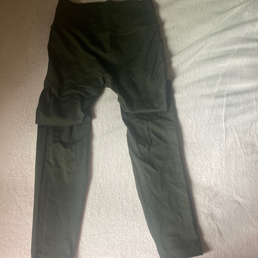 Lulu lemon army green leggings